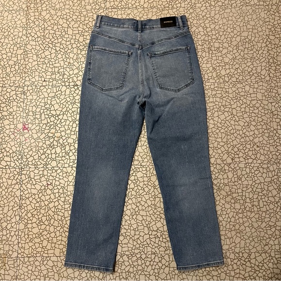 Express Slim High Rise Button Fly Jeans in 4 Short - Picture 3 of 6